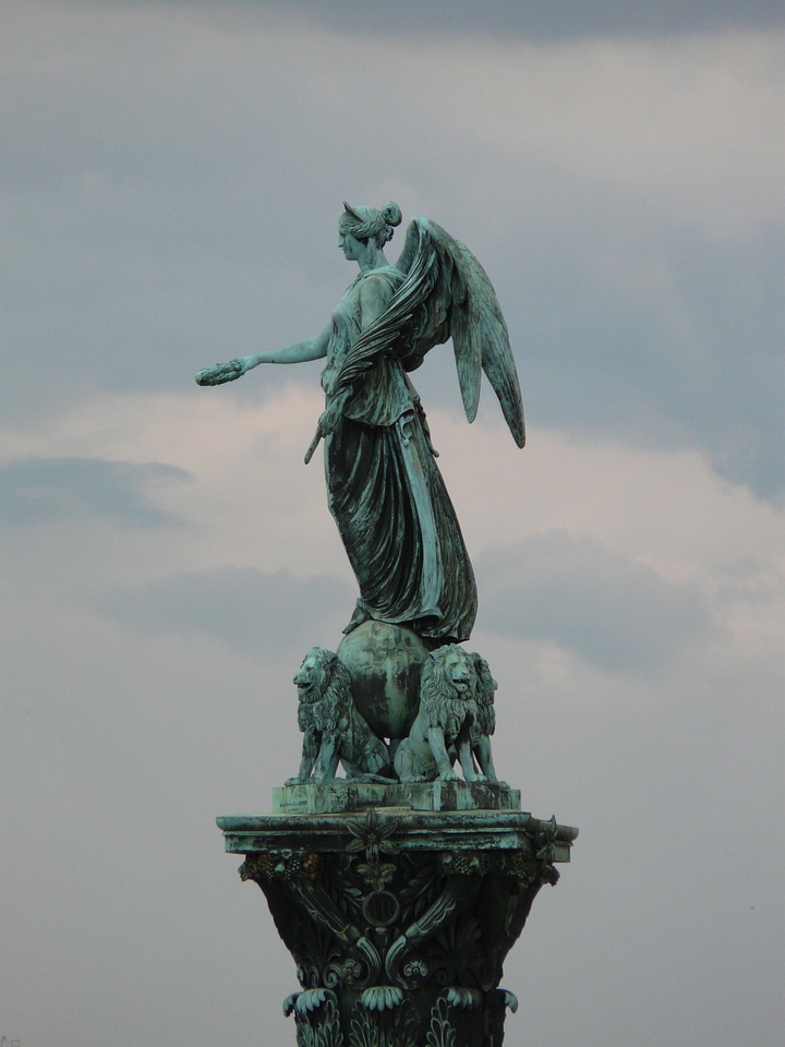 Figure goddess concordia goddess