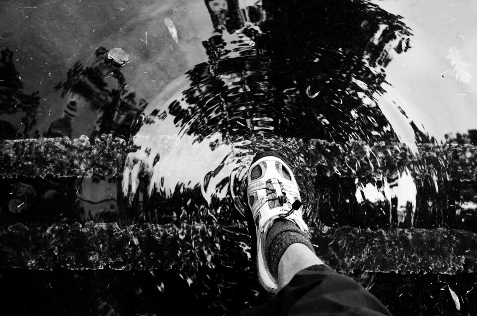 Background black white