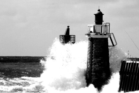 Light house waves photo