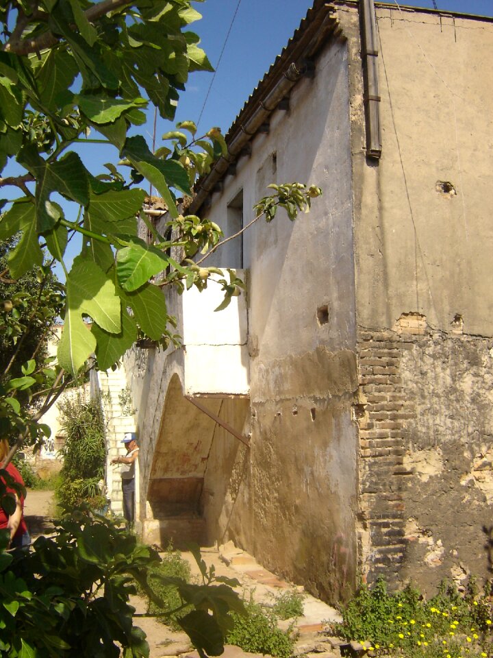 Casa vieja stone house side