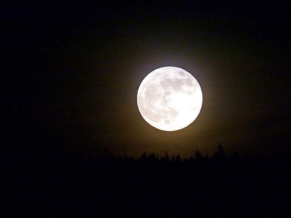 Sky moonlight satellite