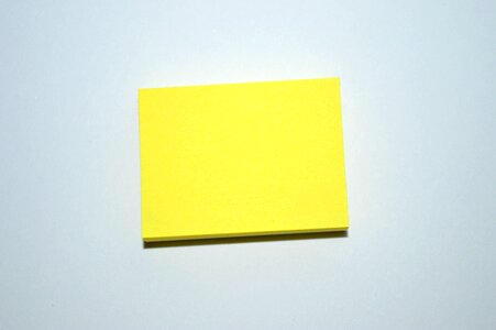 Yellow block paper photo
