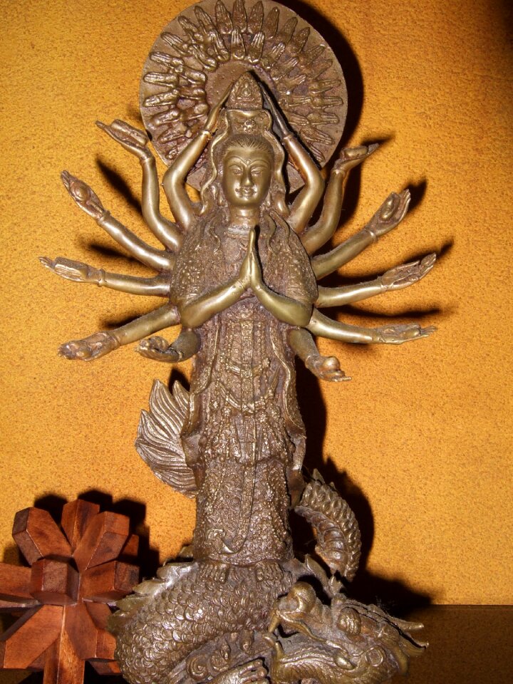 Asia hands woman