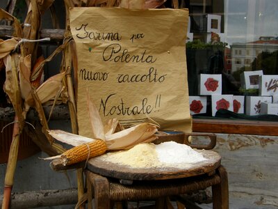 Food flour natural