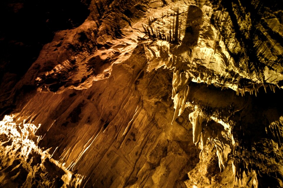 Geology inside limestone