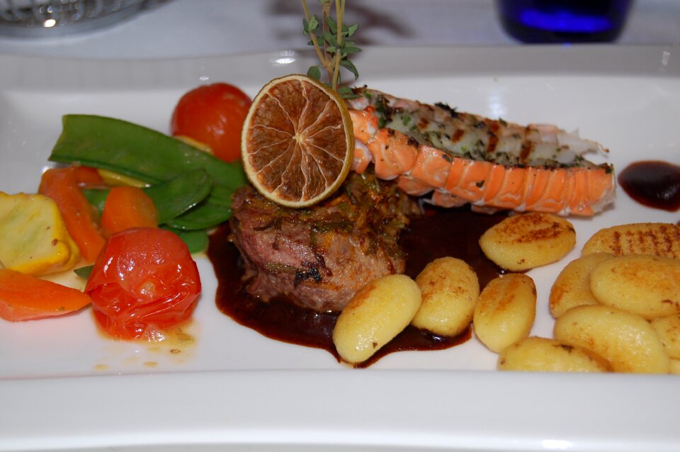 Gourmet eat seafood