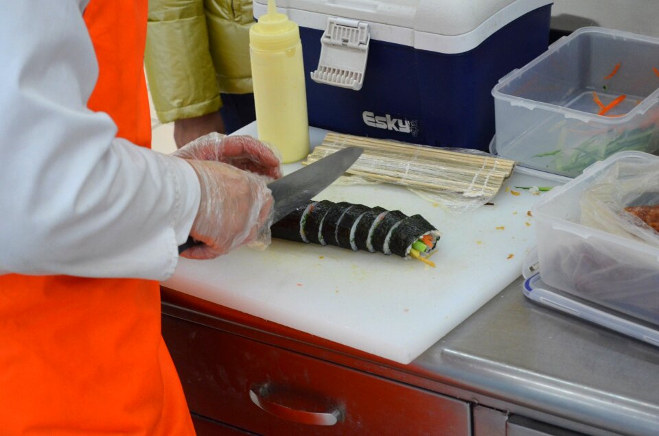 Food preparation roll