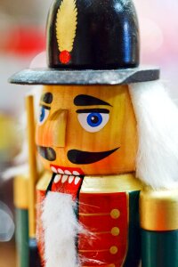 Face festive figure