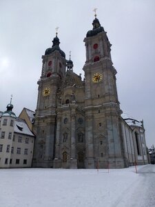 Building cathedral church