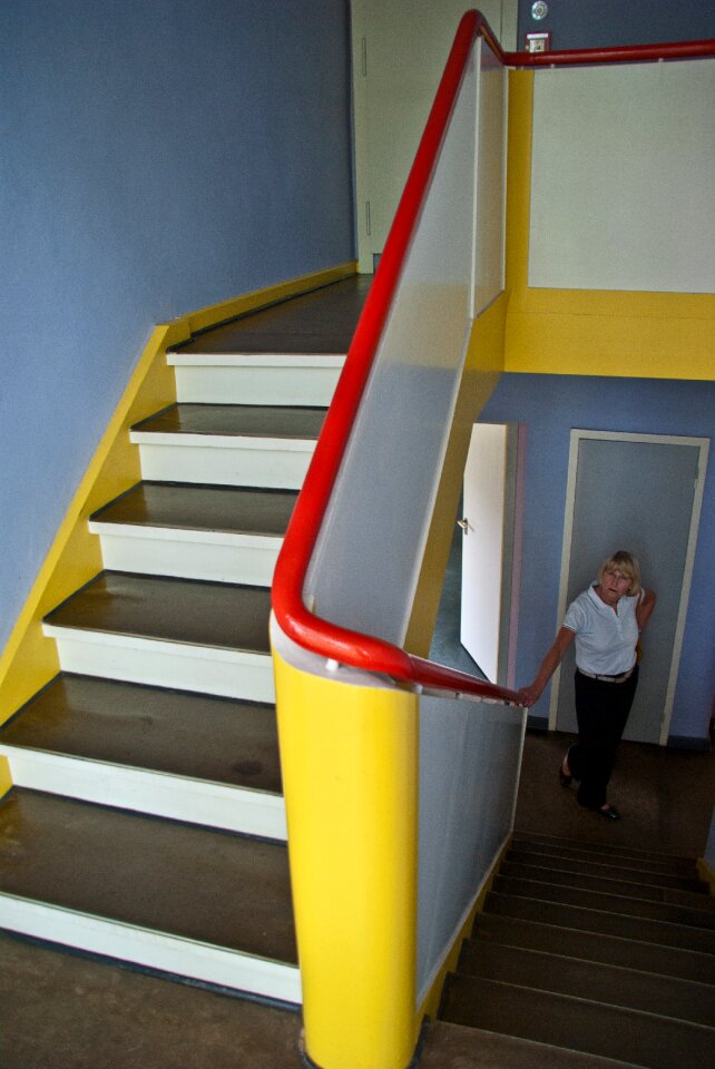 Waiting staircase apartment
