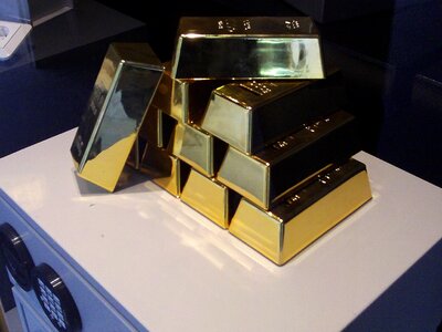 Gold golden bullion