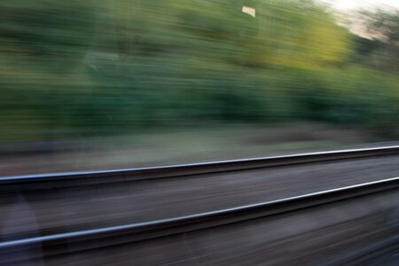 Speed track trains