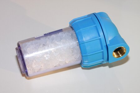 Filter polyphosphate softener