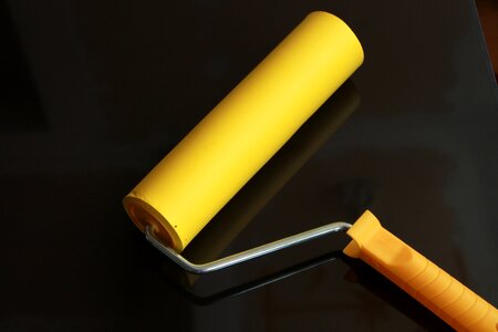 Seam wallpaper yellow