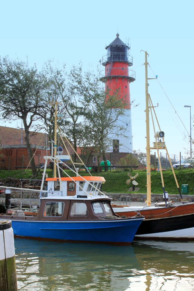 Lighthouse boat büsum