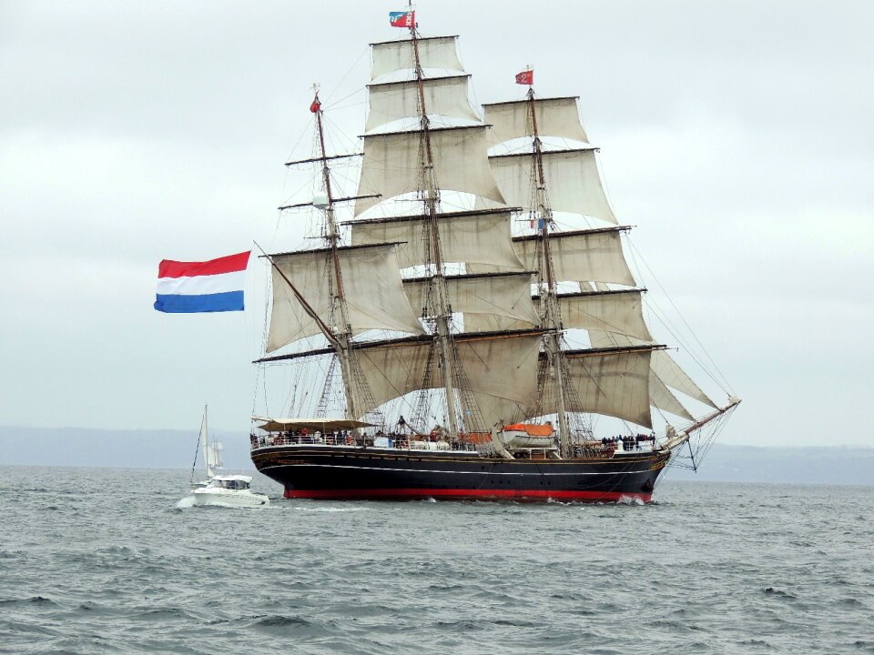 Thunders of brest sailboat sea
