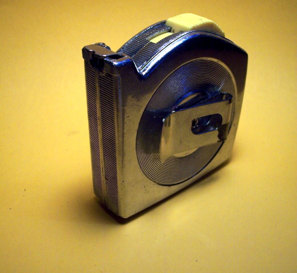 Measuring tape measure icon