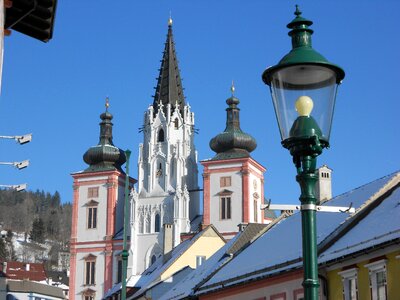 Downtown street lamp cathedral
