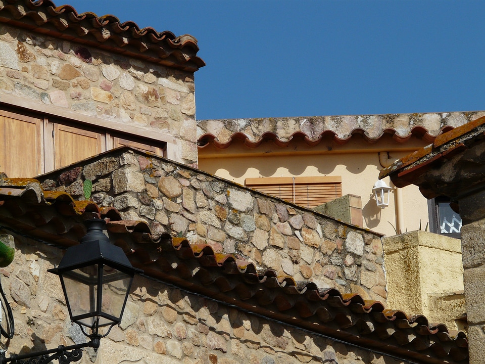 Village live houses