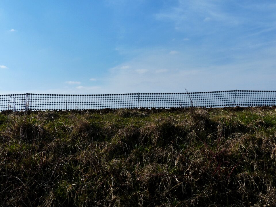 Fence braid protection