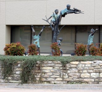 Ornamental art figures
