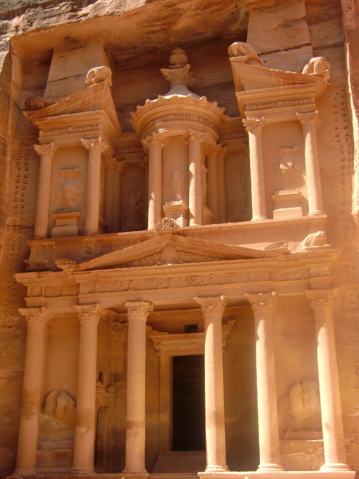 Jordan petra rock town