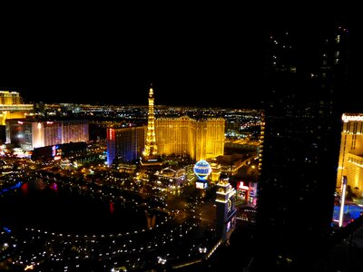 Night eiffel tower casino