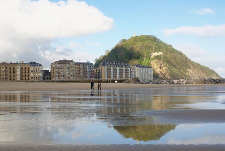 San sebastian beach reflection