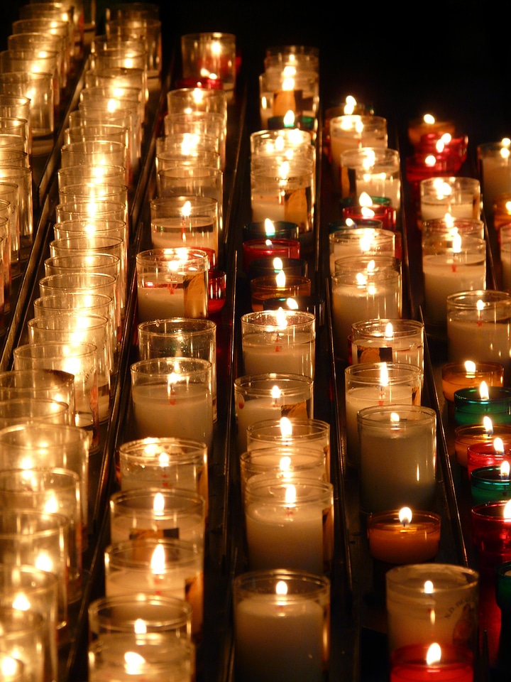 Commemorate light lights