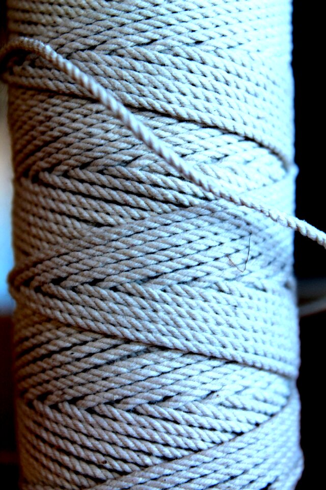 Sew hemp rope