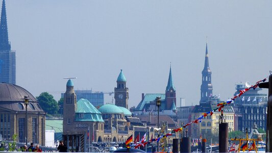Hamburg port landungsbrücken