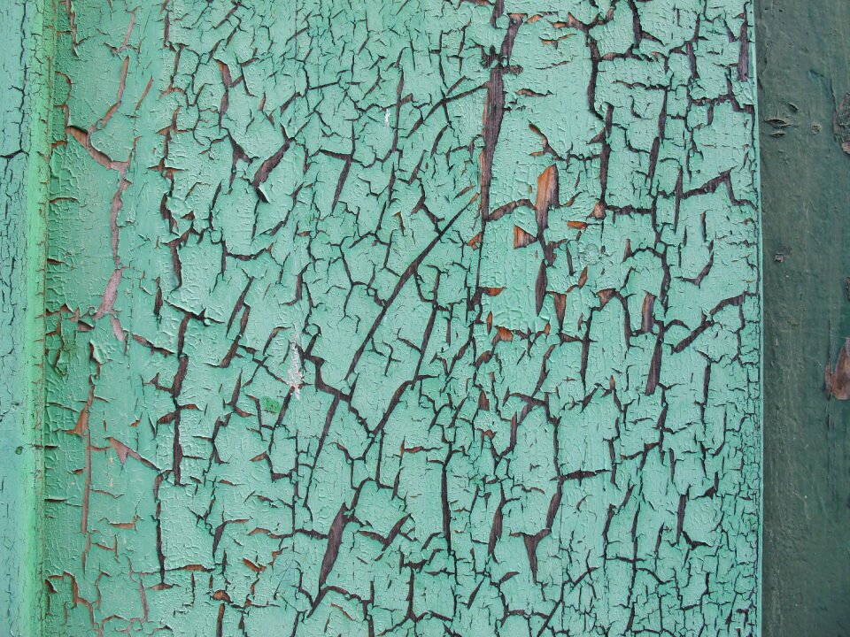 Weathering lackabplatzer old wood