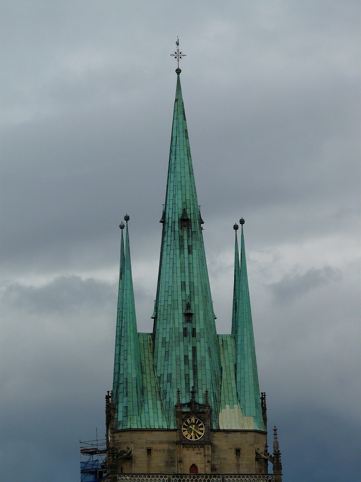 Dom building architecture