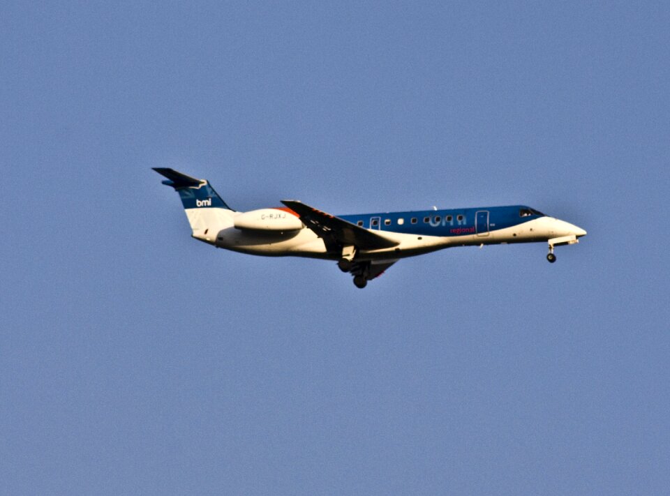 Transport flying sky