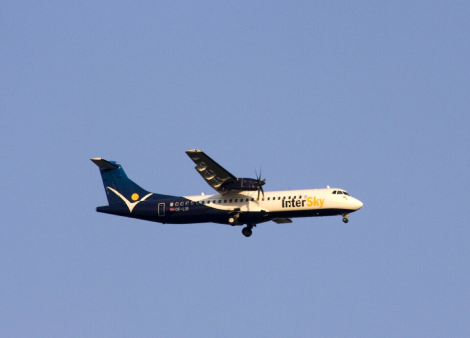 Transport flying sky