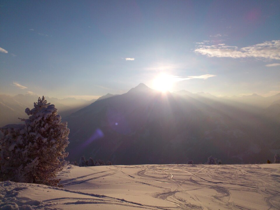 Mountains sun snow