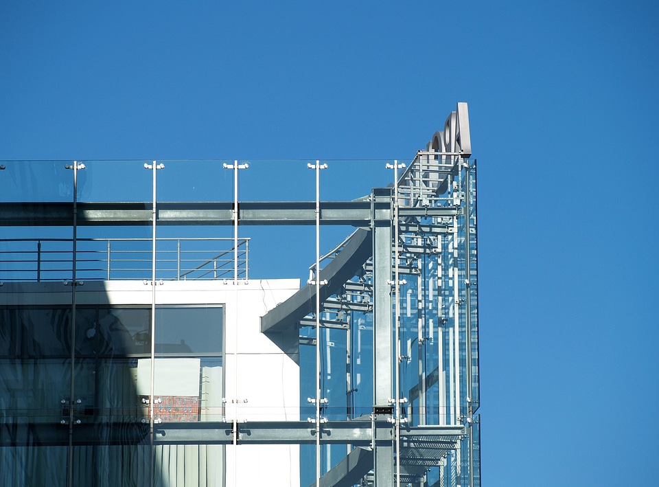 Façades metal glass