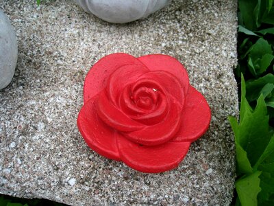 Red stone green