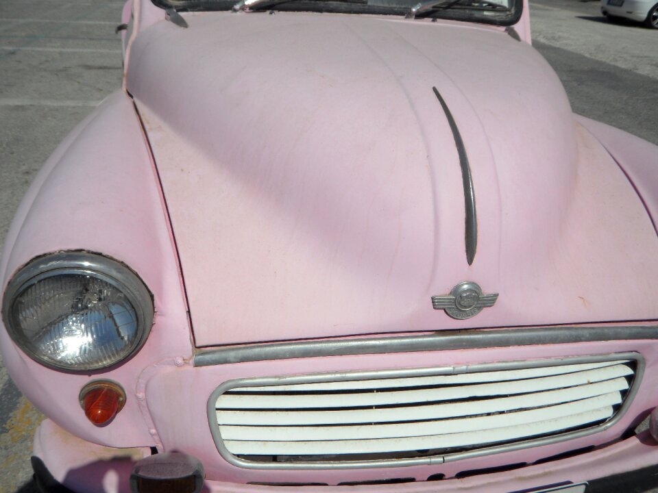 Oldtimer morris pink