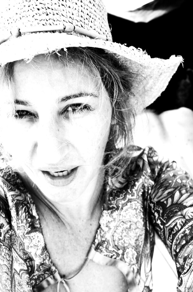 Face hat girl with hat