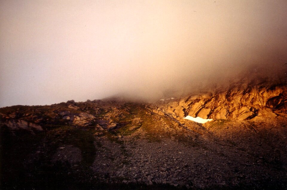 Fjell fog landscape