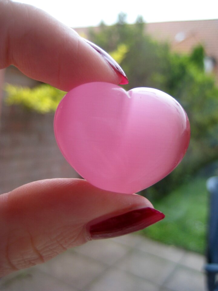 Love heart pink