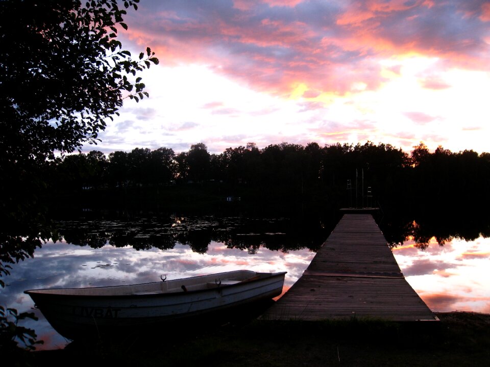 Boat bridge cloud