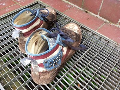 Dirty shoes hurricane