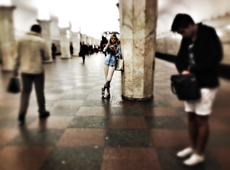 Metro moscow mobile phone