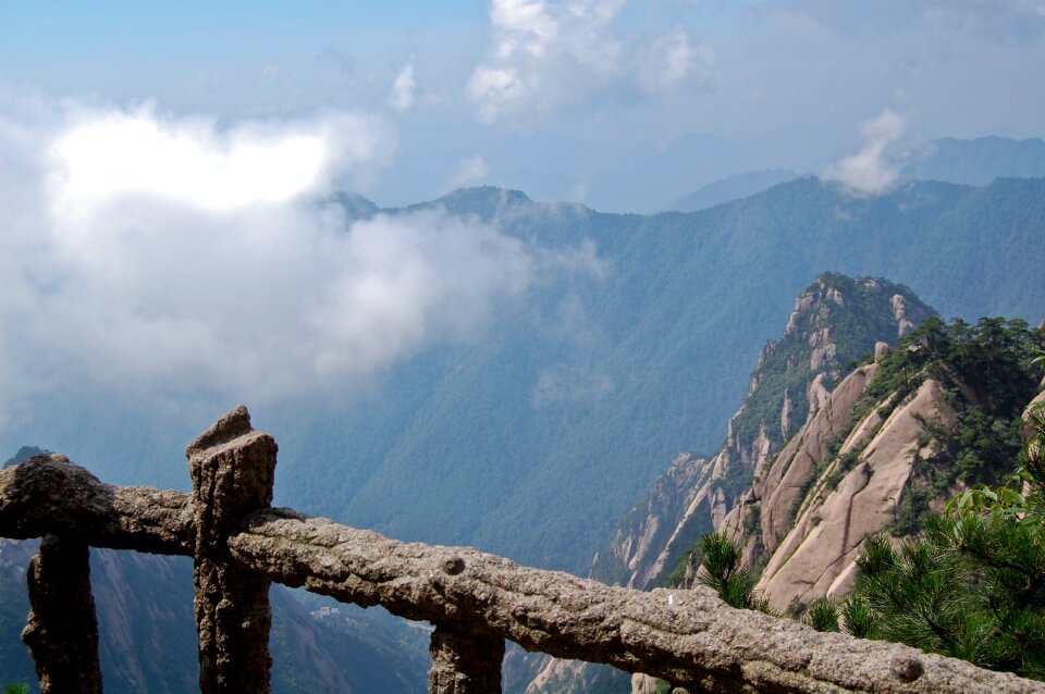 Mountain clouds huangshan