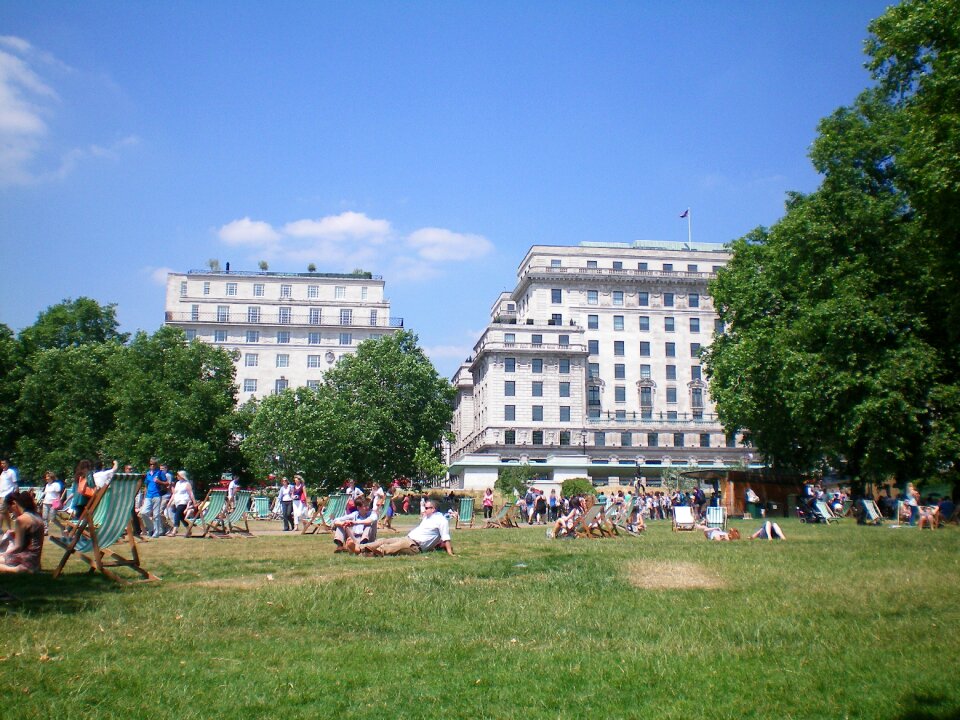 Building park people