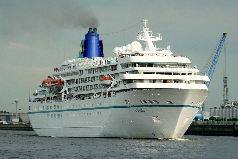 Ship traffic maritime