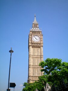 Big ben oratorony hour s photo