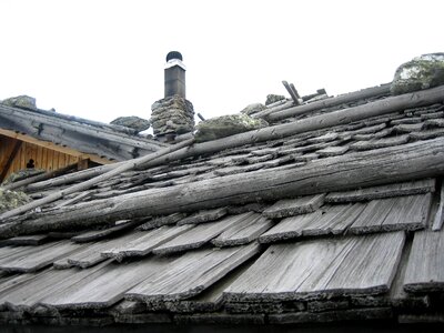 Shingle stones traditionally